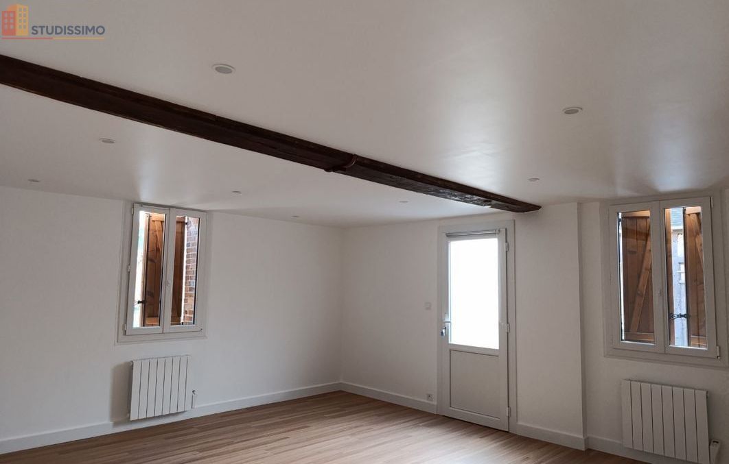 Studio à Vannes-sur-Cosson