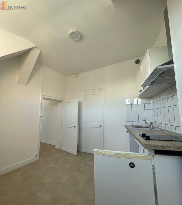 Studio 20m² Nantes centre - Dernier étage, lumineux - Photo 5