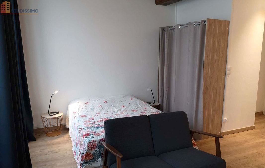 Studio meublé 25m² Orléans centre - Meublé, hyper-centre - Photo 4