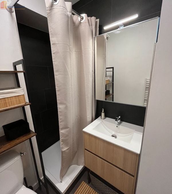 Studio meublé 20m² Nantes centre - Lumineux, 4e étage - Photo 10