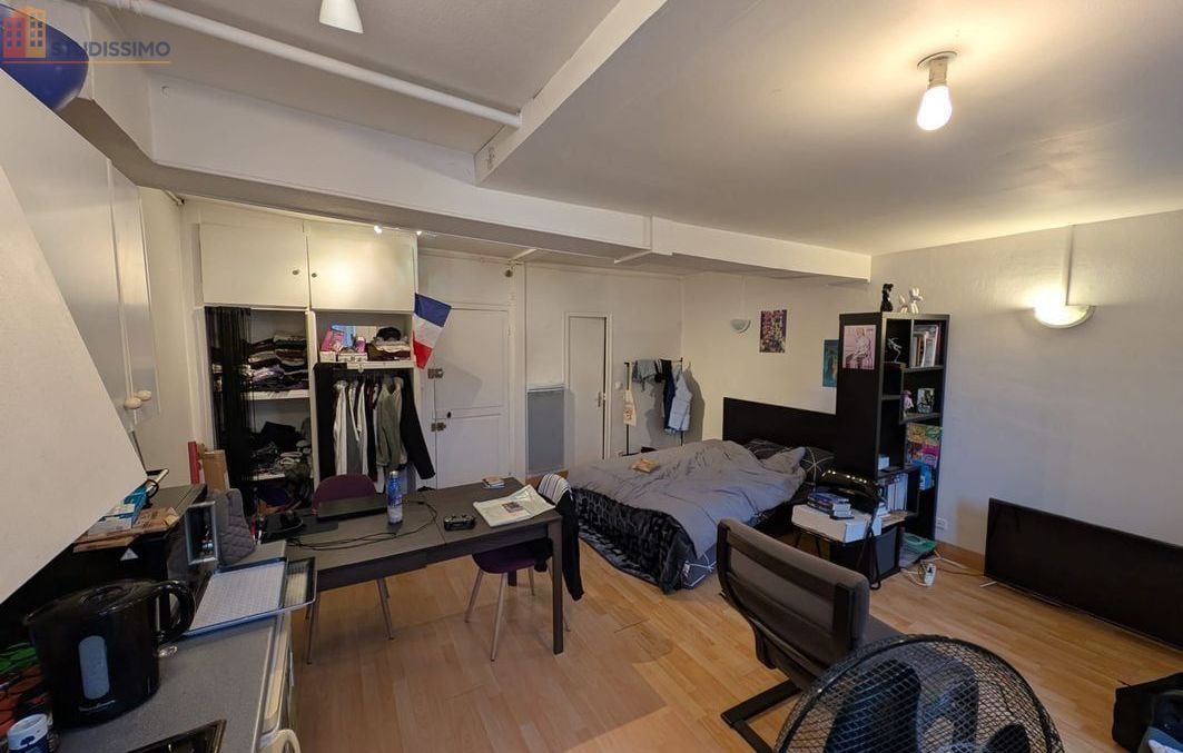 Studio meublé 29m² Orléans centre - Calme, machine à laver - Photo 5