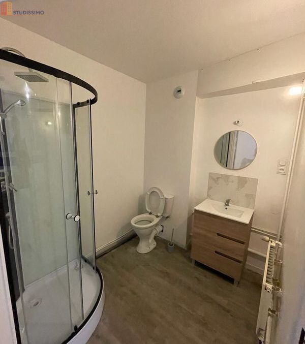 Studio meublé 20m² Château-Renard - Meublé, accès facile - Photo 2