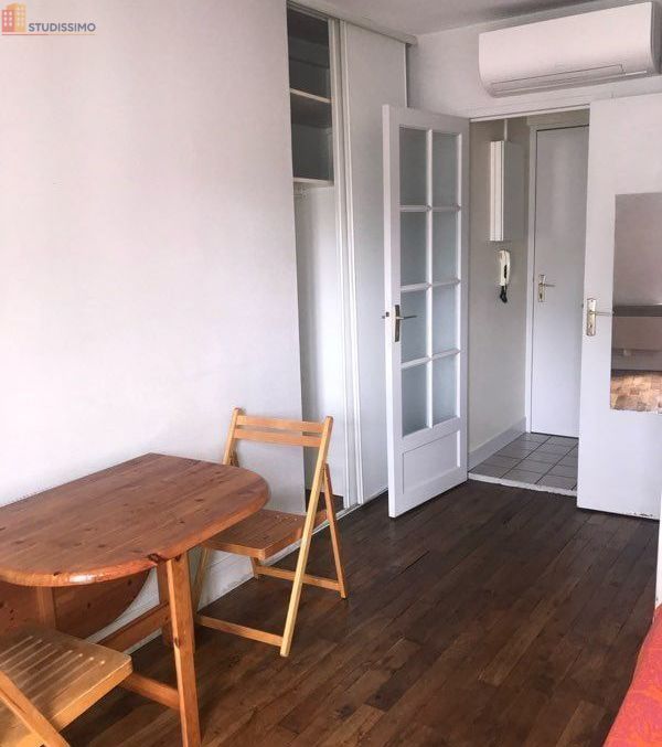 Studio meublé 17m² Orléans centre - Meublé, lumineux - Photo 1