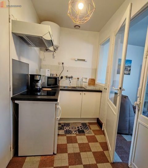 Studio meublé 24m² Gien centre-ville - Calme, lumineux - Photo 1