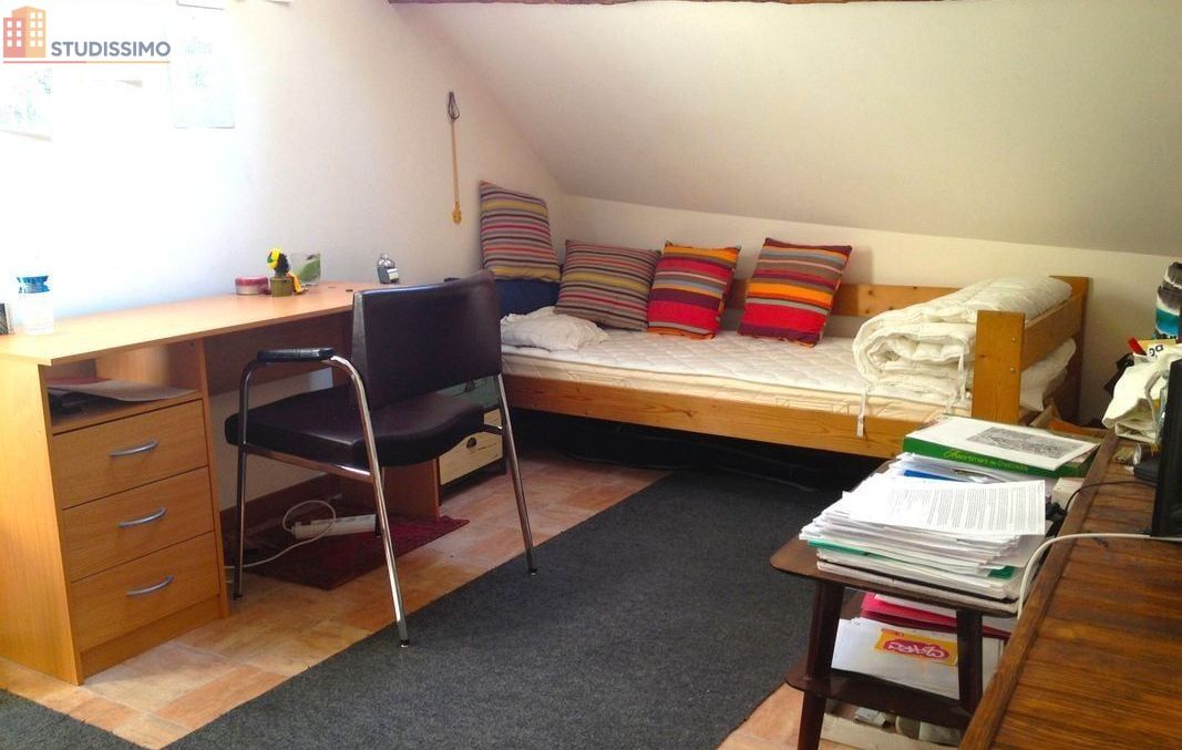 Studio meublé 24m² Gien - Lumineux, au 2e étage - Photo 2