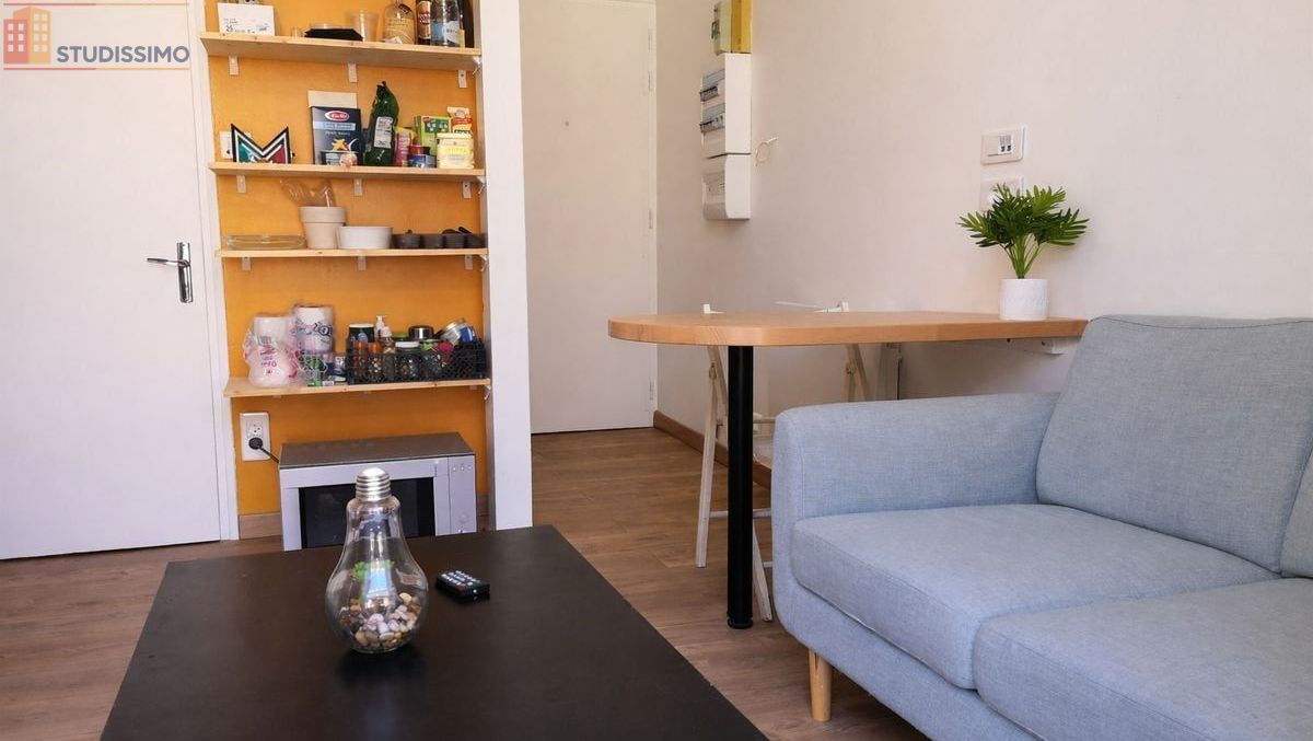 Studio meublé 14m² Nantes Graslin - Coin nuit, meublé - Photo 16