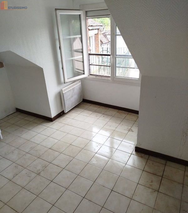 Studio à Ferrières-en-Gâtinais