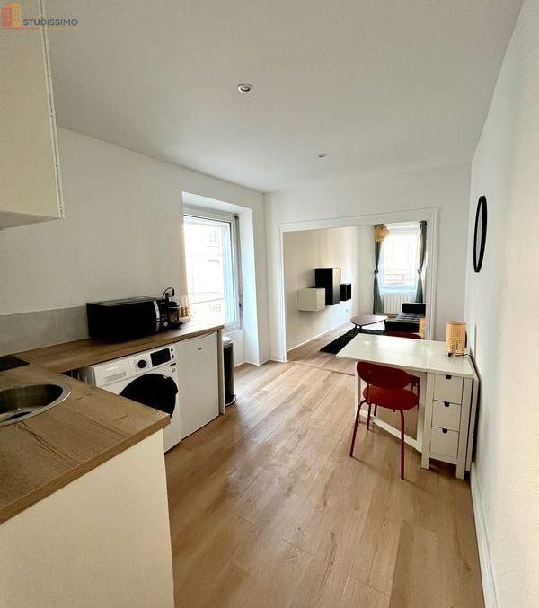 Studio meublé 24m² Orléans centre - Hypercentre, proche gare - Photo 2