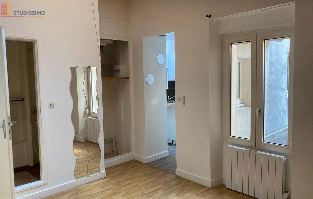 Studio meublé 25m² Nantes Talensac - Proche Tour Bretagne - Photo 10