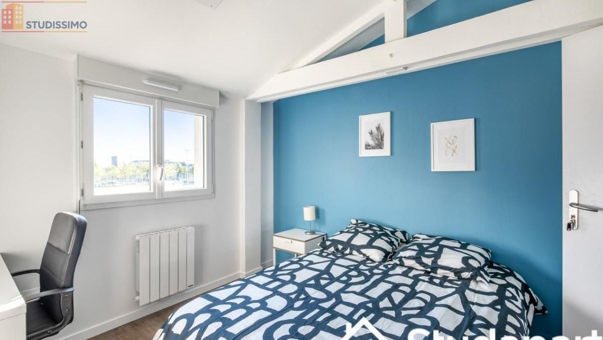 Studio meublé 11m² Angers 49000 - Lumineux, au 1er étage - Photo 1