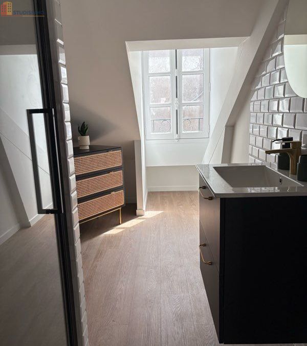Studio meublé 28m² Nantes centre - Lumineux, cachet - Photo 155