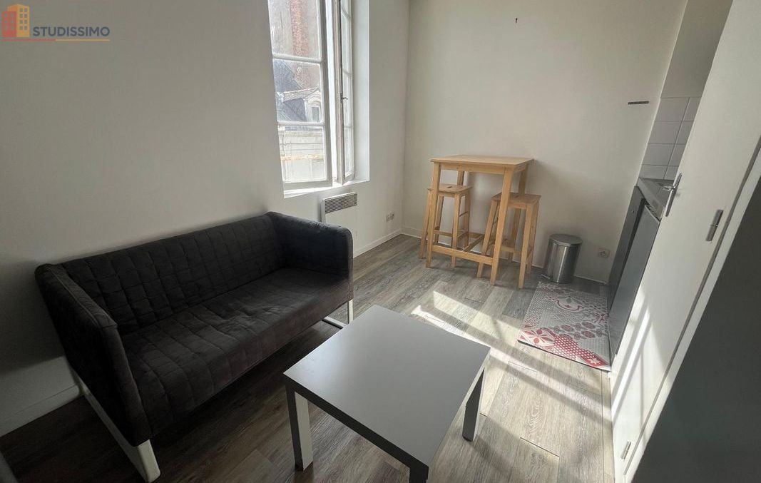 Studio meublé 16m² Angers 49100 - Meublé, 3e étage - Photo 4