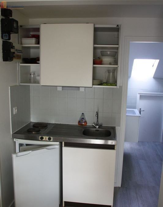 Studio meublé 19m² Nantes centre - Lumineux, dernier étage - Photo 3