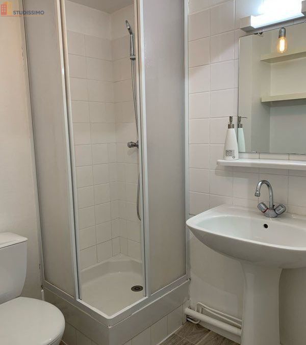 Studio meublé 20m² Nantes centre - Calme, meublé - Photo 2