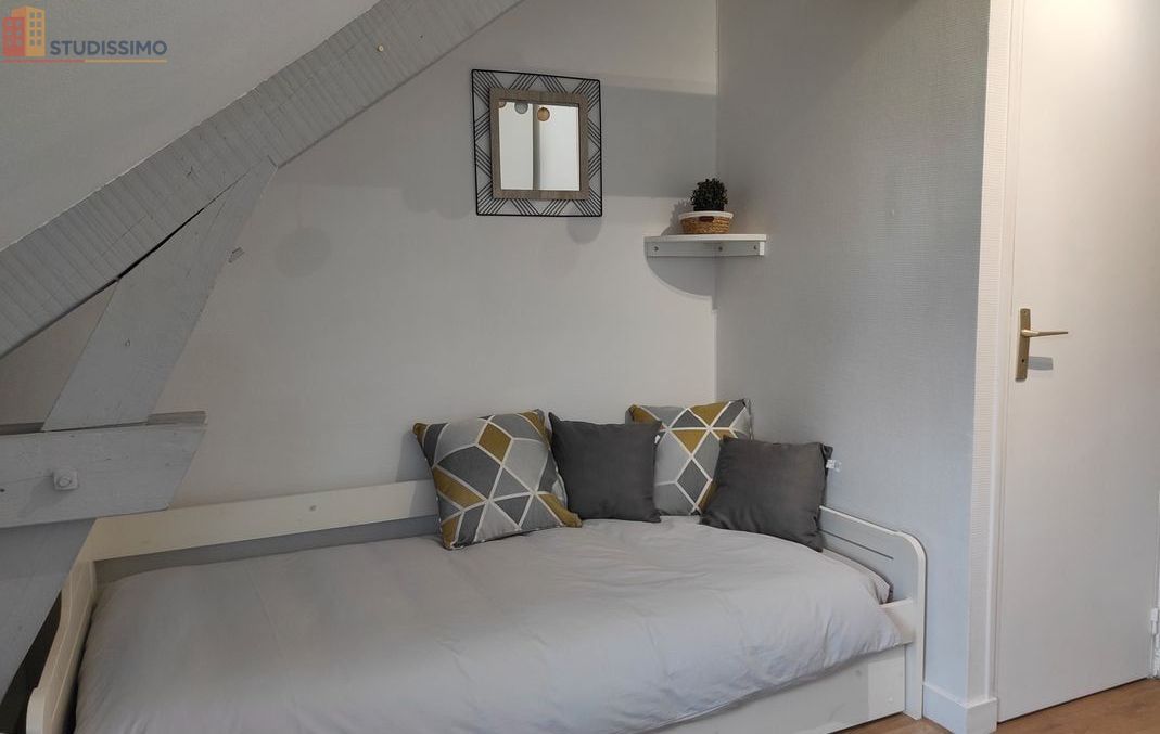 Studio meublé 14m² Angers 49100 - Proche centre-ville, calme - Photo 1