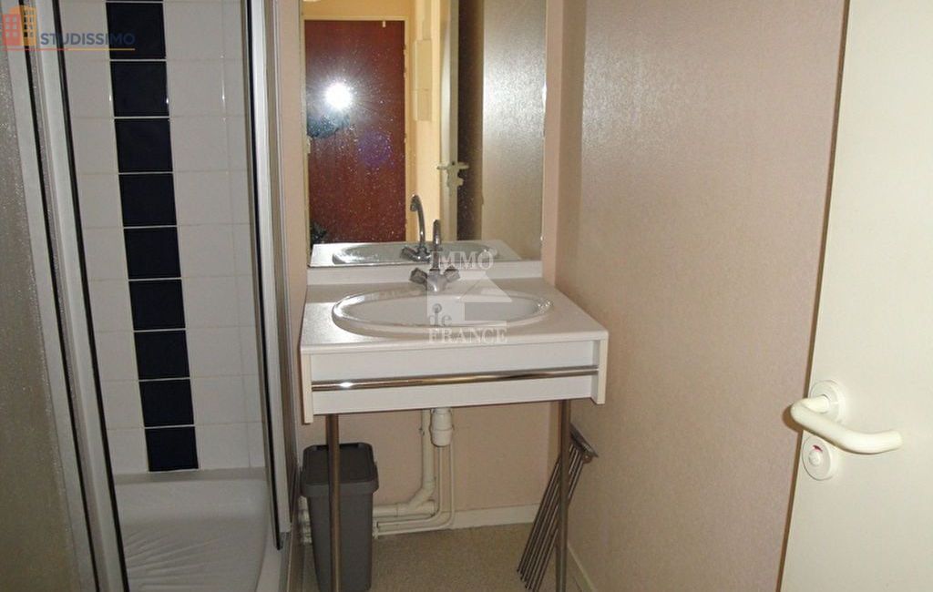 Studio 25m² Angers 49000 - Photo 6