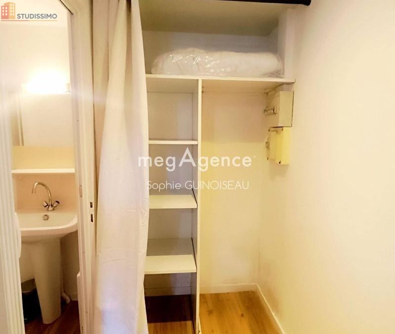 Studio meublé 18m² Cholet - Meublé, DPE C - Photo 5