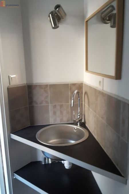 Studio meublé 21m² Nantes Ile de Nantes - Proche écoles, lumineux - Photo 5