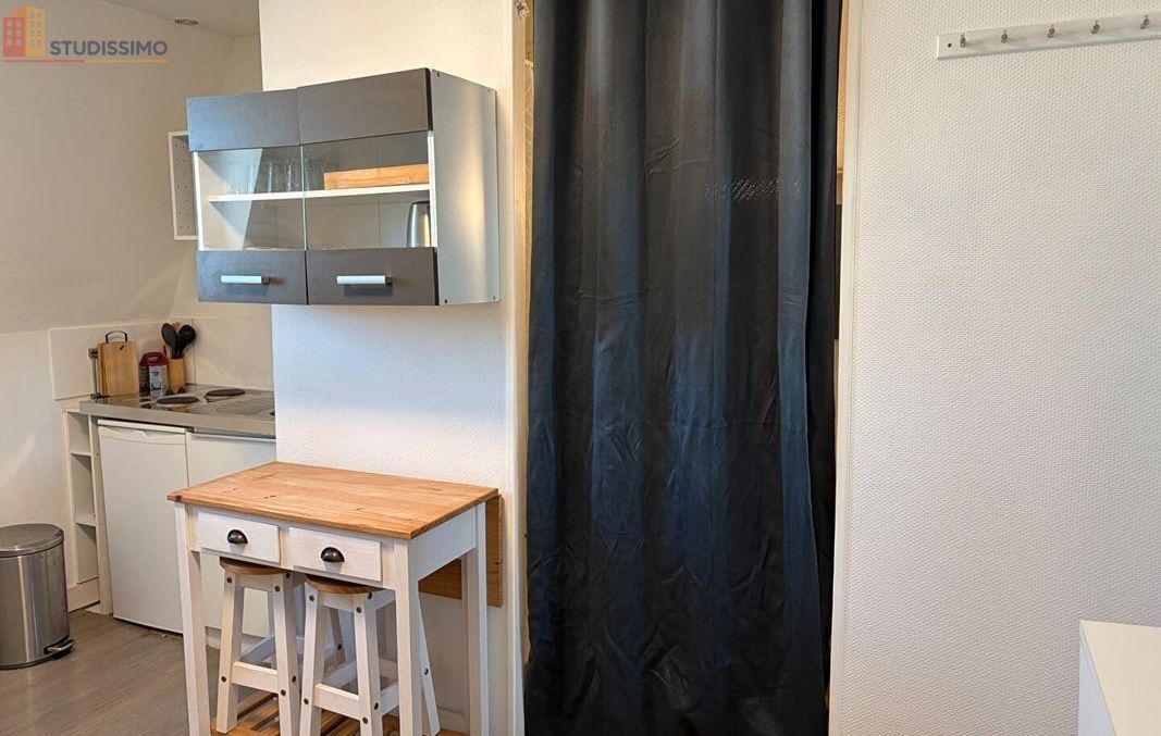 Studio 14m² Angers 49000 - Meublé, dernier étage - Photo 17