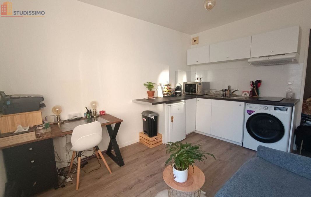 Studio meublé 19m² Nantes 44100 - Garage, lumineux - Photo 10