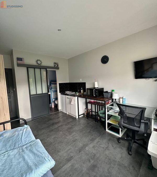 Studio 20m² Angers 49100 - Meublé, proche campus Saint-Serge - Photo 1