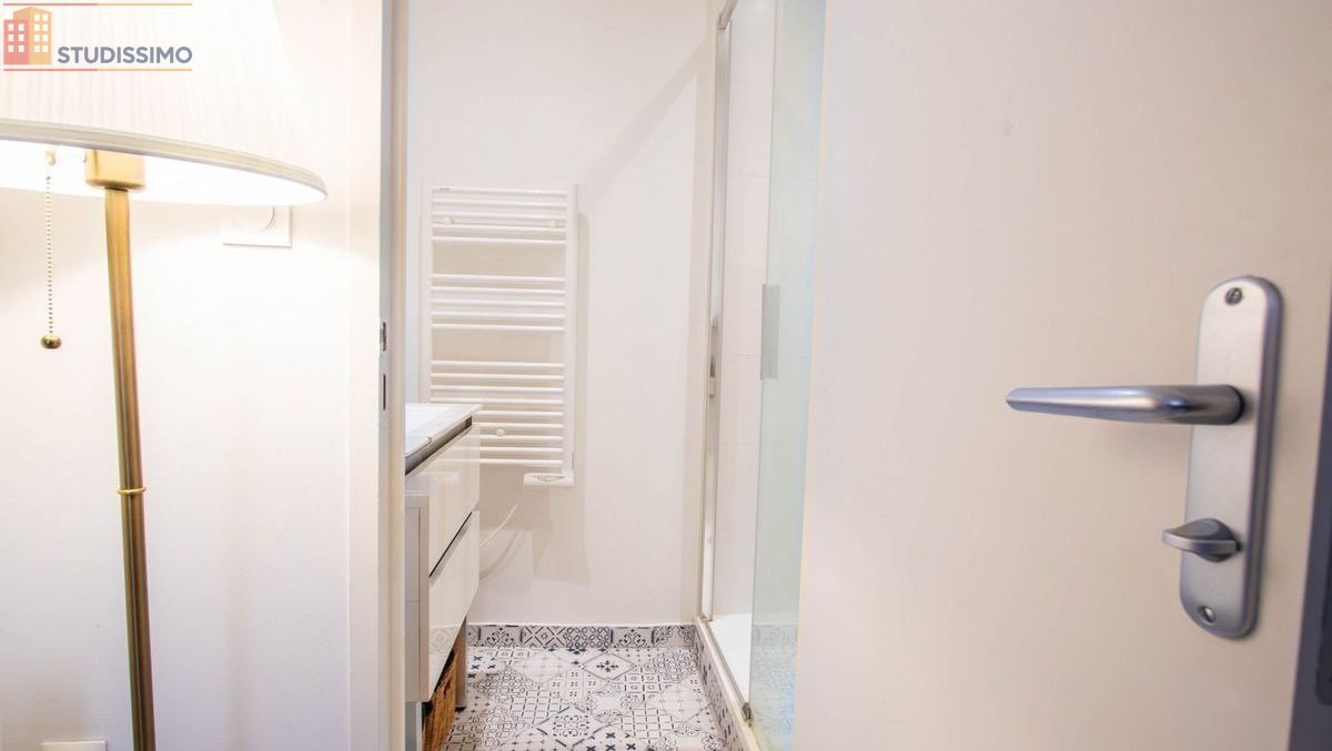 Studio meublé 21m² Angers 49100 - Meublé, DPE D - Photo 2