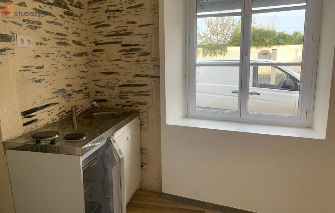 Studio 10m² Angers 49100 - Photo 3