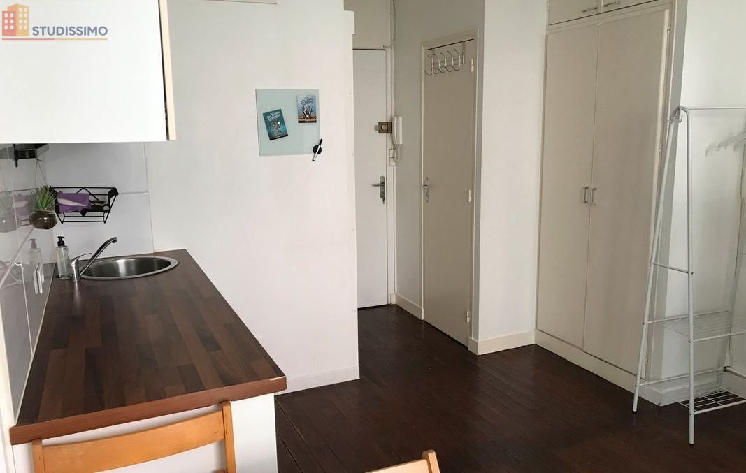 Studio meublé 20m² Nantes centre - Idéalement placé, lumineux - Photo 4