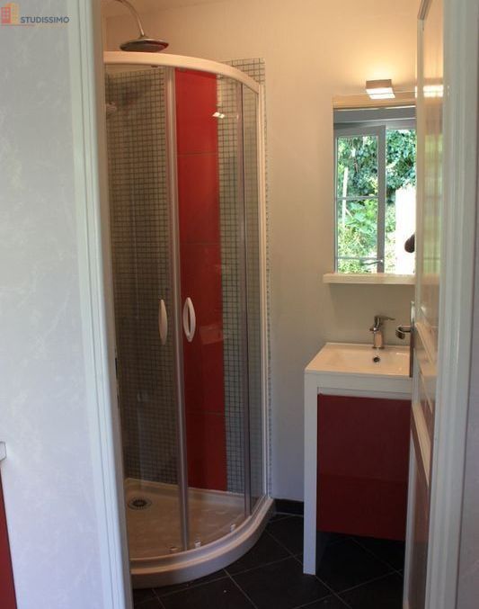 Studio meublé 20m² Angers 49100 - Calme, proche gare et universités - Photo 1