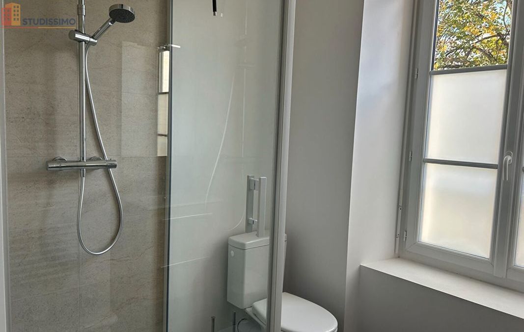 Studio meublé 28m² Angers 49000 - Meublé, DPE C - Photo 2