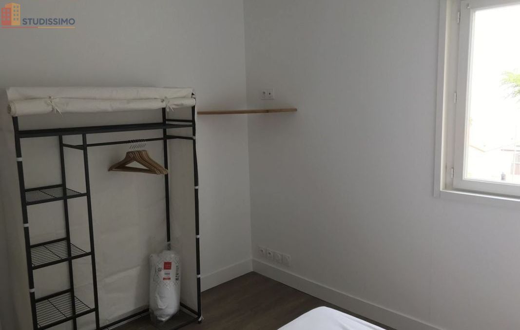 Studio meublé 28m² Cholet - 2e étage, lumineux - Photo 4