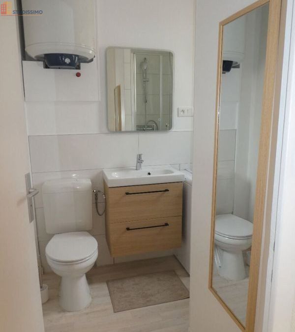 Studio meublé 30m² Cholet - Meublé, 1er étage - Photo 9