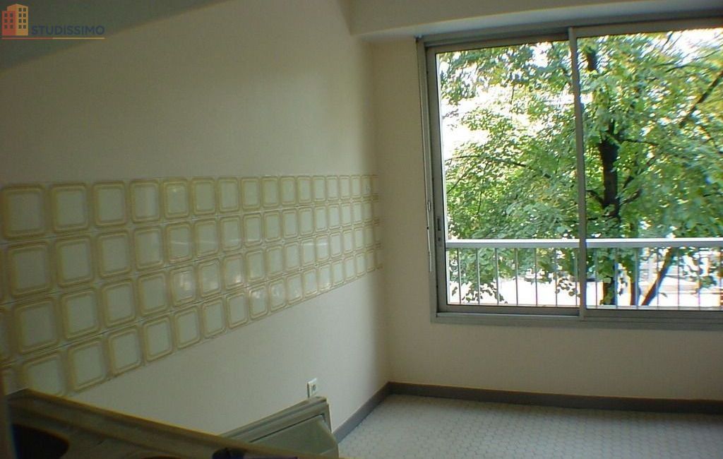 Studio 28m² Angers centre ville - Proche gare, grand espace - Photo 2