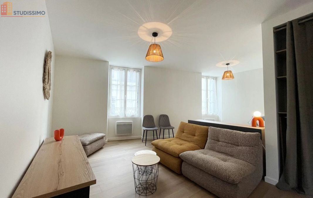 Studio meublé 36m² Cholet - Meublé, DPE C - Photo 24