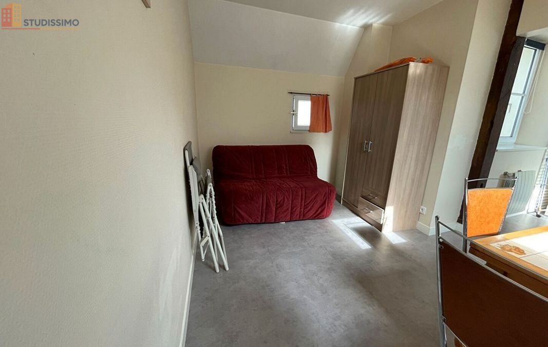 Studio 26m² Cholet - Meublé, dernier étage - Photo 4