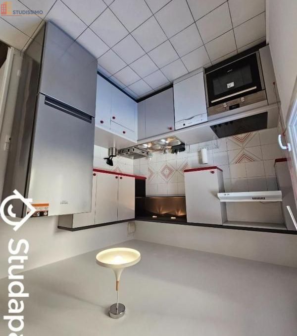 Studio meublé 11m² Angers 49000 - Meublé, 2e étage - Photo 9