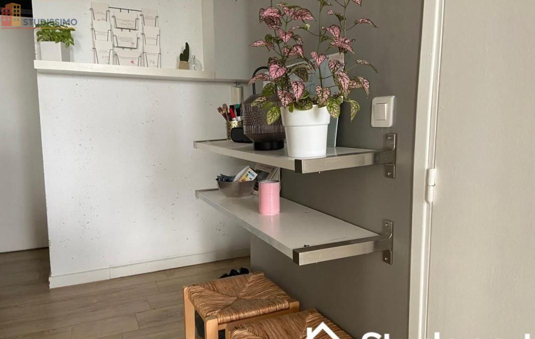 Studio meublé 11m² Angers 49100 - Lumineux, en hauteur - Photo 8