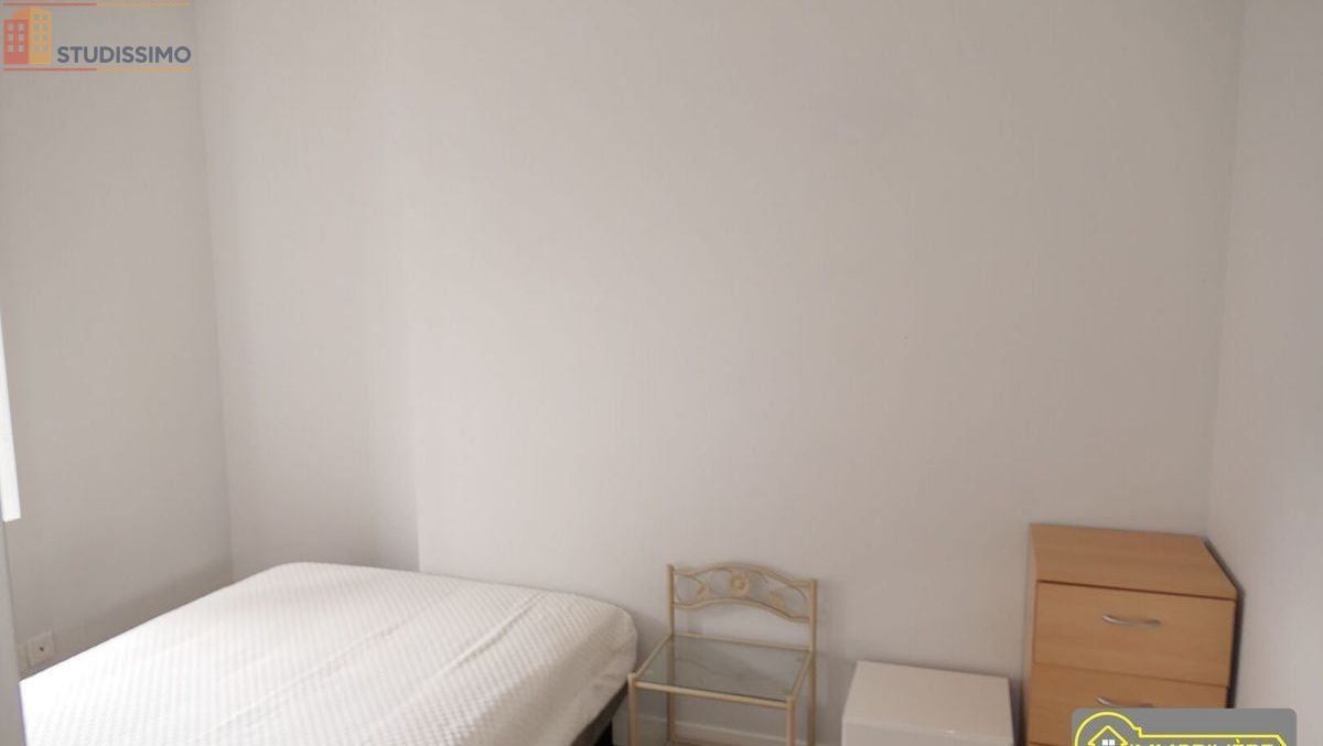 Studio 29m² Mortain-Bocage - Étage 2, DPE D - Photo 2