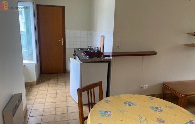Studio meublé 25m² Cherbourg-en-Cotentin - Meublé, 1er étage - Photo 4