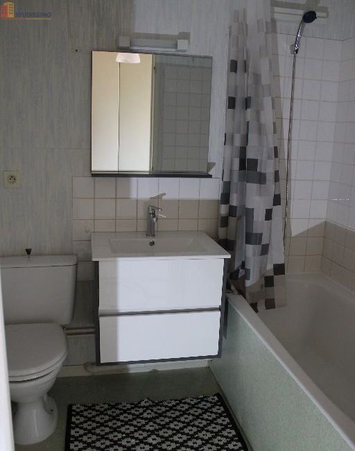 Studio meublé 25m² Cherbourg-en-Cotentin - Meublé, 1er étage - Photo 1