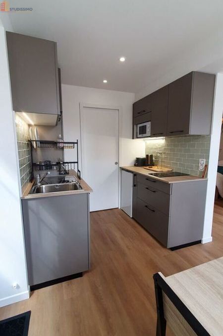 Studio meublé 30m² Saint-Hilaire-du-Harcouët - Meublé, DPE C - Photo 6