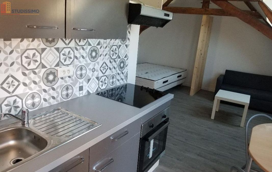 Studio meublé 21m² Baugé-en-Anjou - Meublé, DPE D - Photo 8