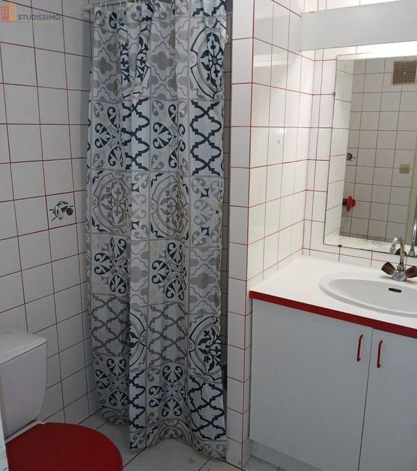 Studio meublé 20m² Cholet 49300 - Meublé, chez l'habitant - Photo 5