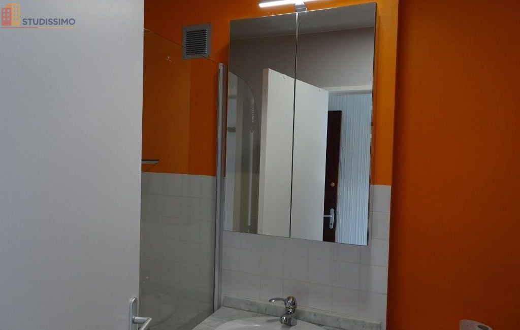 Studio meublé 31m² Saumur - Meublé, 2e étage - Photo 1
