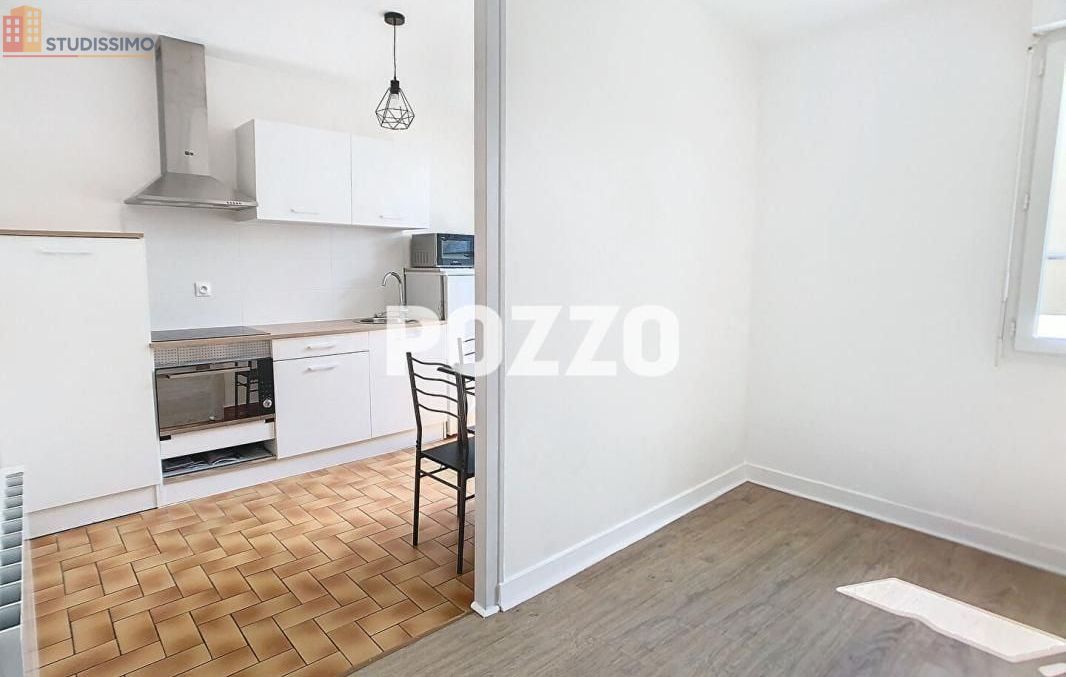 Studio 21m² Saint-Hilaire-du-Harcouët - sans caractéristique - Photo 2