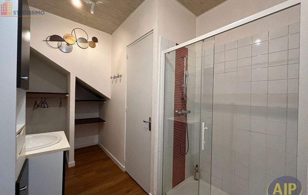 Studio meublé 27m² Cholet - Lumineux - Photo 9