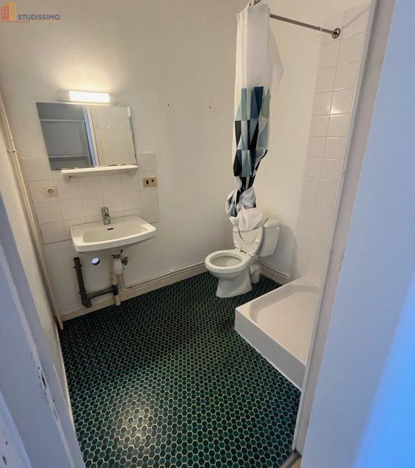 Studio 30m² Saint-Pierre-Église - Étage 2/3 - Photo 1