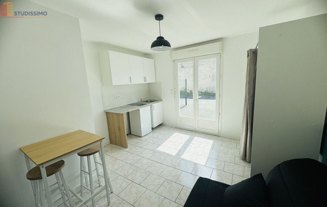 Studio meublé 15m² Avrillé - Meublé, DPE D - Photo 17