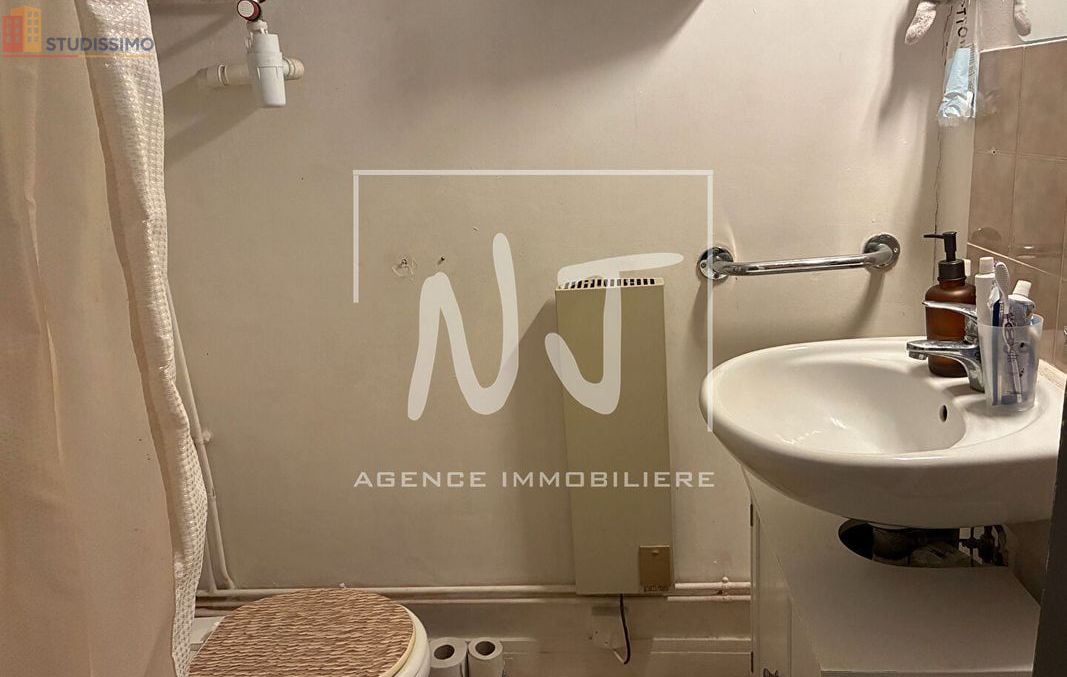 Studio 15m² Angers 49000 - Photo 3