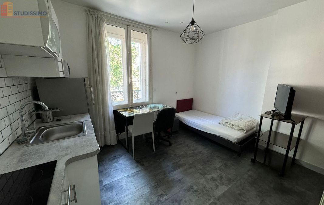 Studio meublé 15m² Angers centre - Proche UCO et ESA - Photo 2
